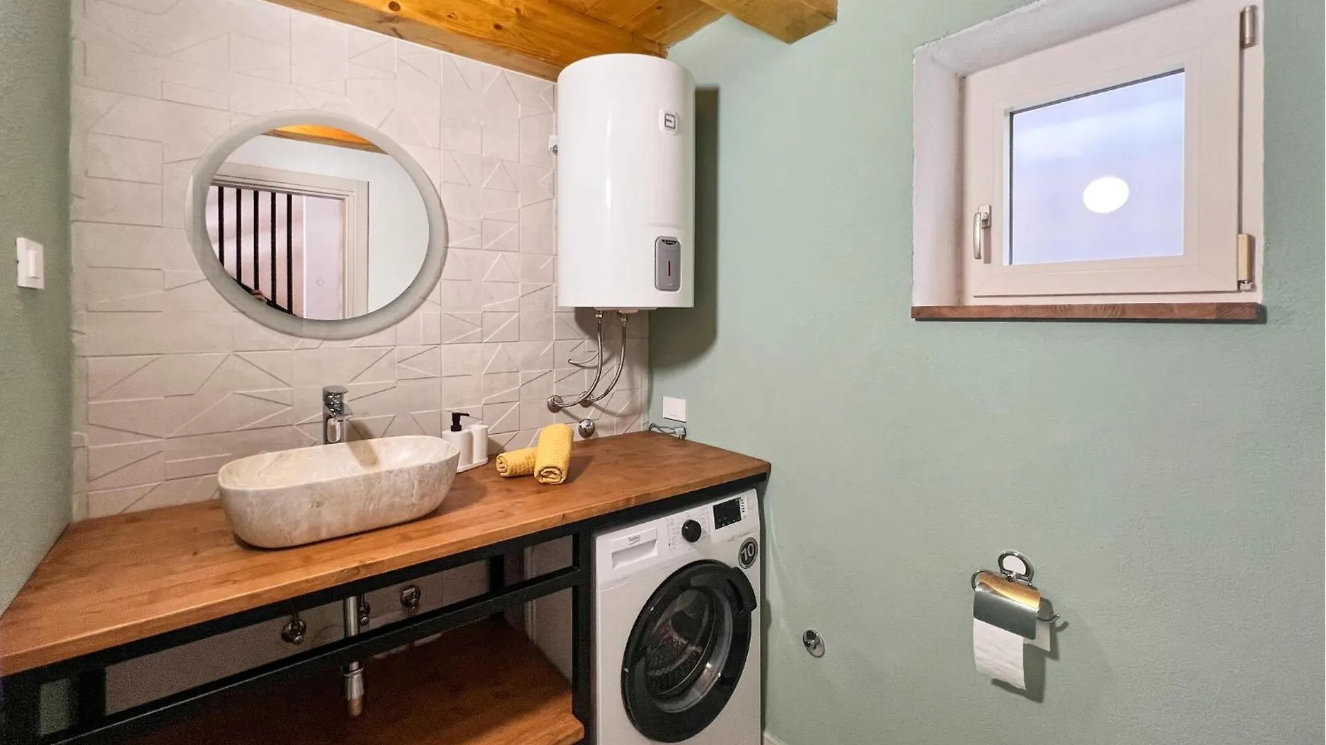 Amazing Home In Marcana Holiday home